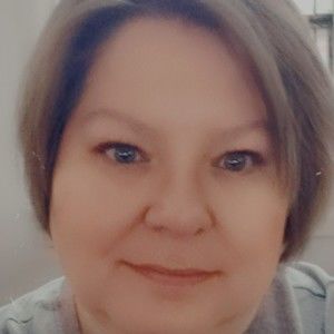 Meet your Posher, Leigh